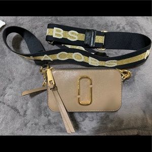 March Jacobs logo strap snapshot small camera bag